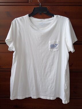Vineyard Vines 100% Cotton Pocket Tee with Whale Logo - Made in Peru